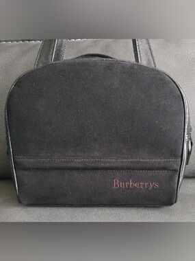 Burberrys Beauty/Fragrance Line GWP Black Mini Bag